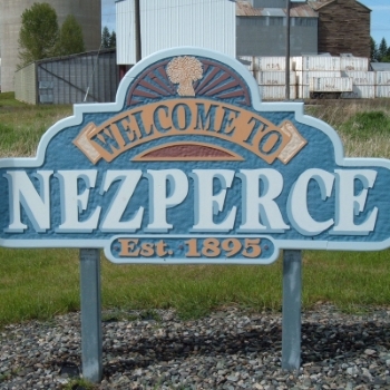 Welcome to Nezperce sign